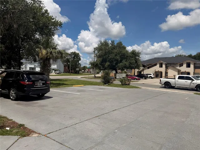 View of the parking, 8 parking spots total