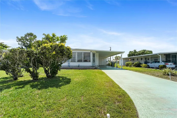 47 Delaware Ct. #10