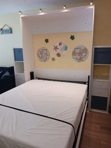 Murphy Bed