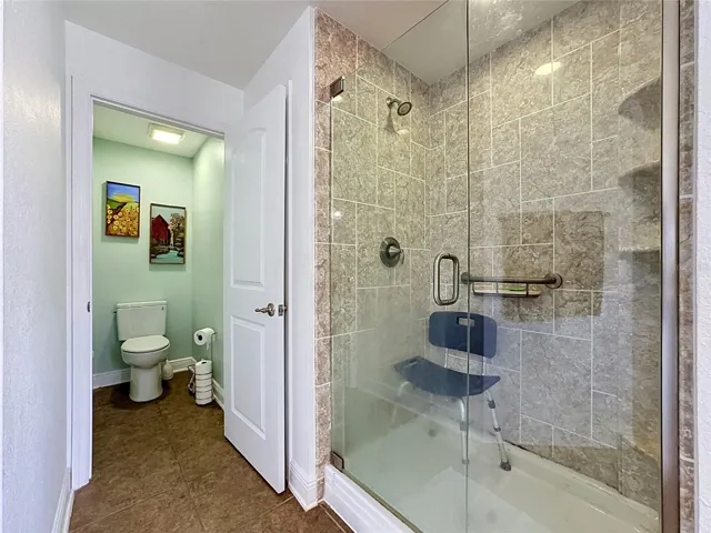 WALK IN SHOWER