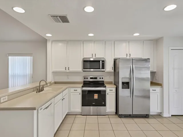 New Range & Microwave