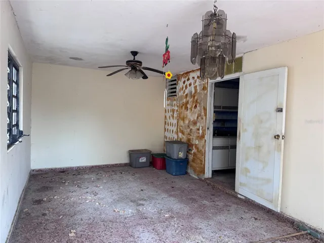garage or marquesina