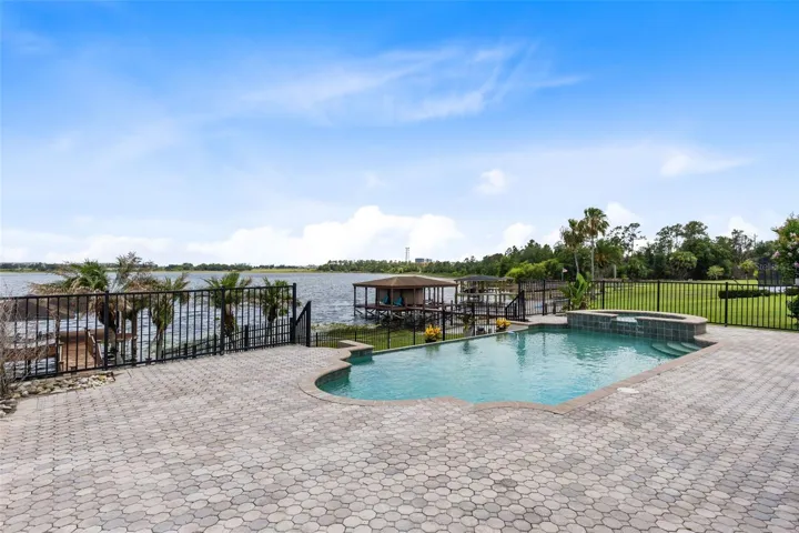 Pool/Deck