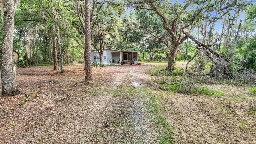 38625 County Line Rd (Front)