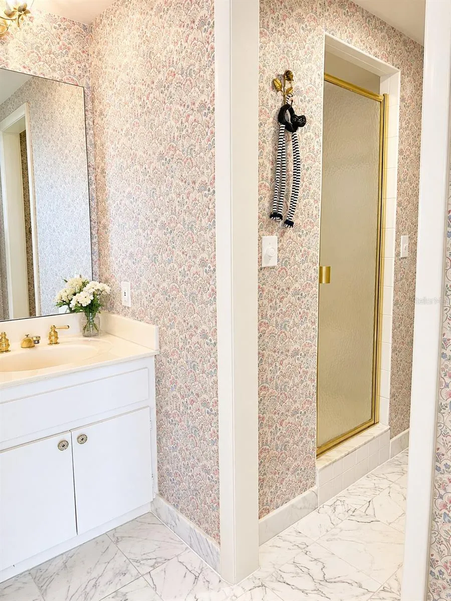Primary Bedroom with 2 walk in closets and en-suite Bathroom