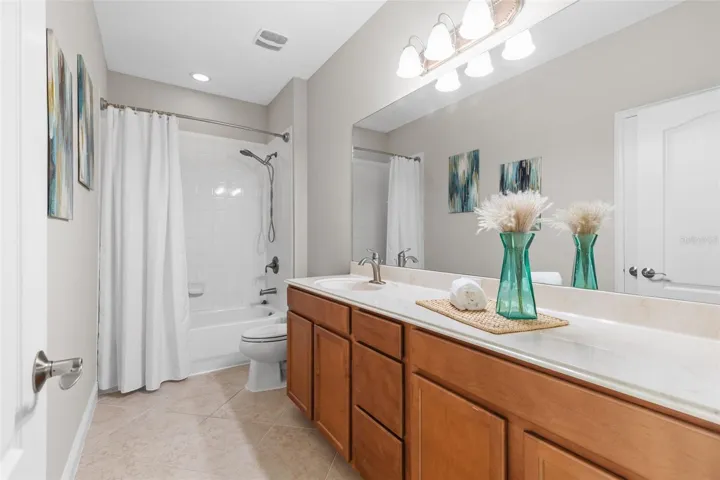 Full Bathroom Two