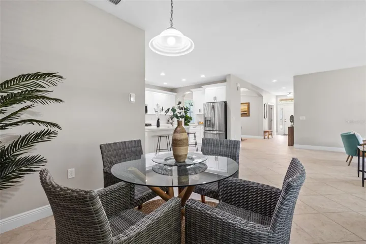 Eat-in Kitchen Space/Dinette