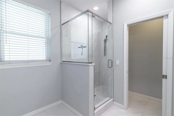Walk in shower