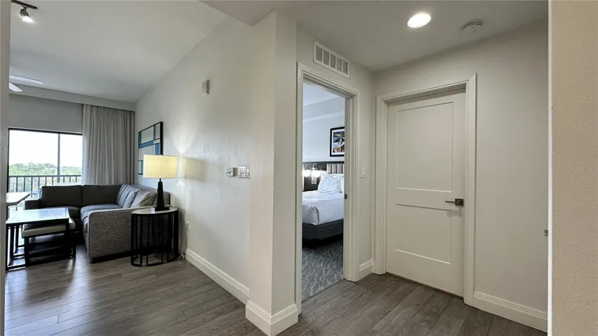 Foyer to guest bedroom & bathroom