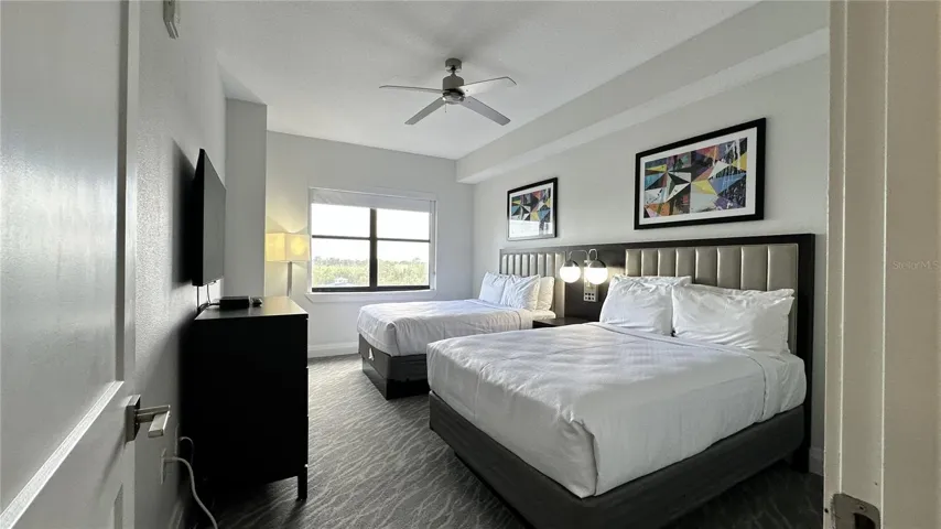 Guest bedroom