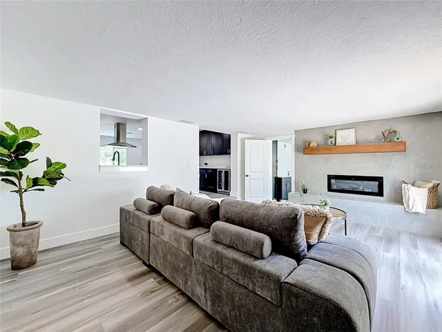 Living / Family Room