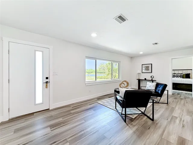 Front Entrance Dining