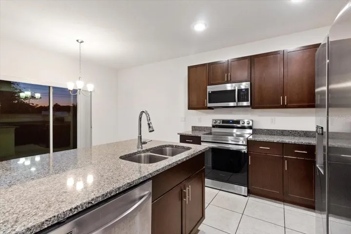 Upgrade LVL1 Kitchen Tops