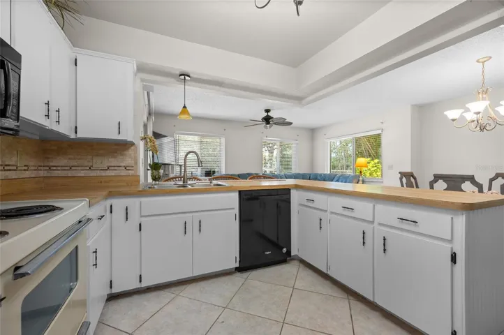 Spacious Kitchen