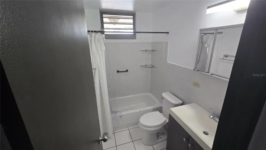 Bathroom1