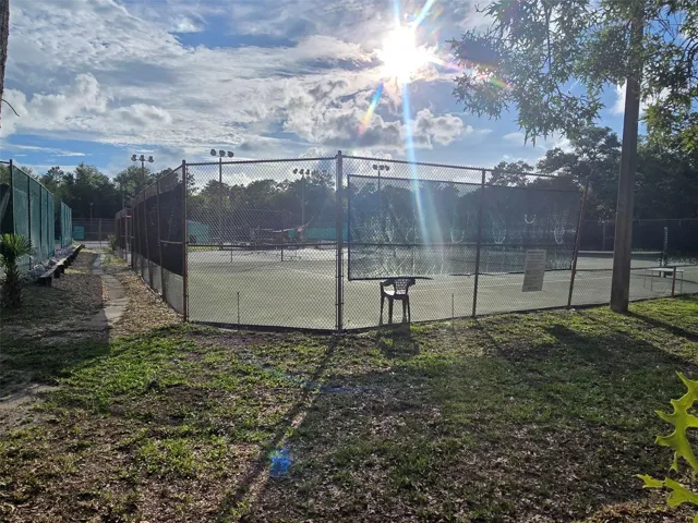 TENNIS/PICKLE BALL COURTS