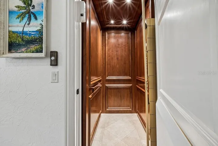 Elevator