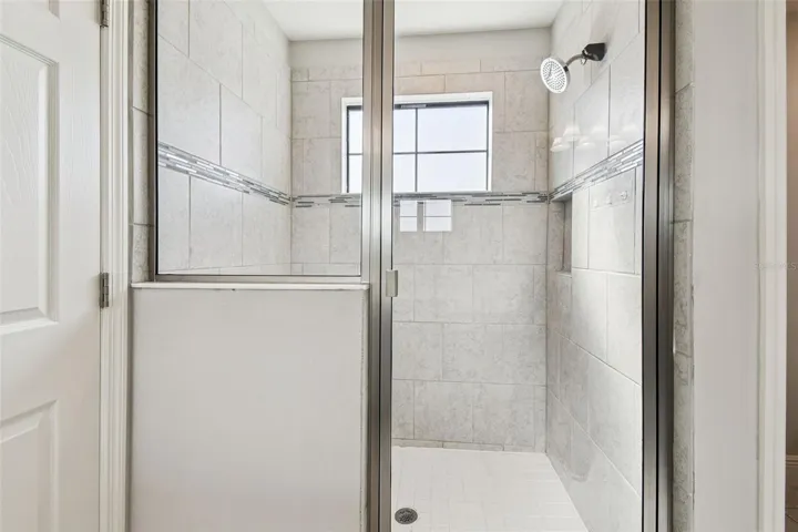 Upstairs Primary Bathroom