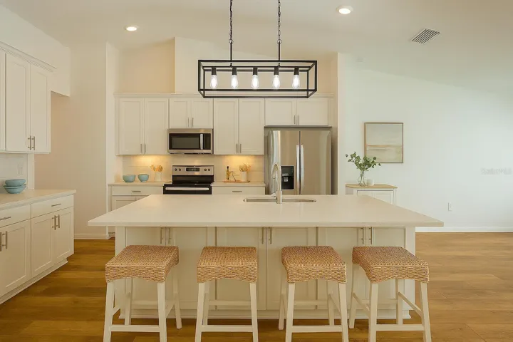 Virtuallystaged kitchen
