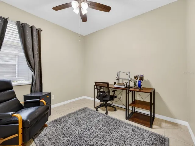 En suite: nursery, office, guest room