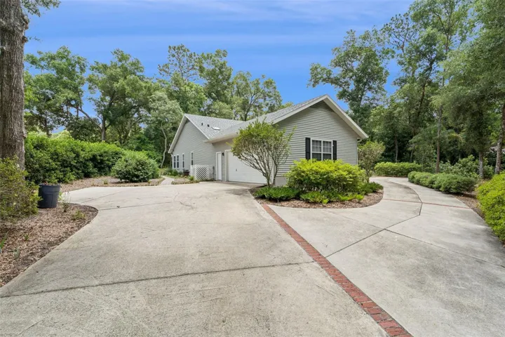 Garage/Circle Drive