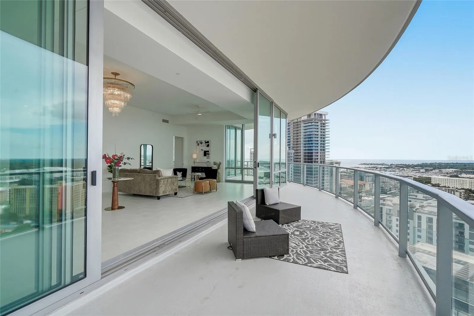 Oversized private terraces extend the living space and create the perfect setting for sunset entertaining.