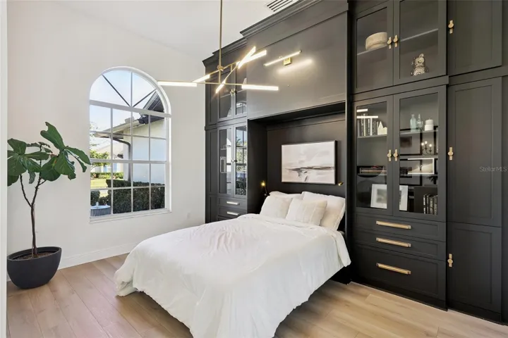 Murphy Bed/Office Combo