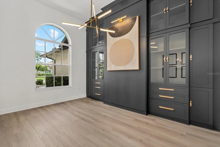 Murphy Bed/Office Combo
