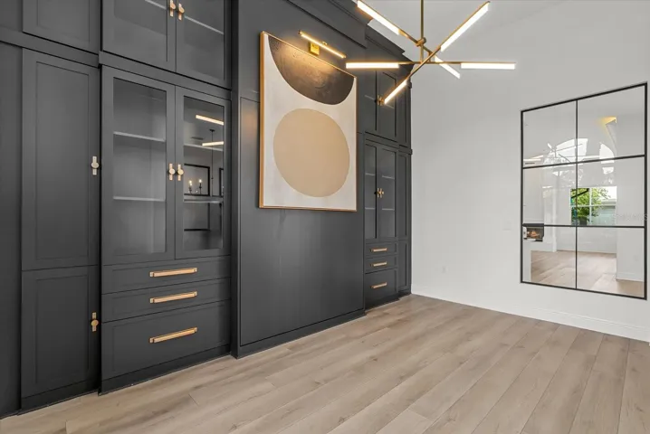 Murphy Bed/Office Combo