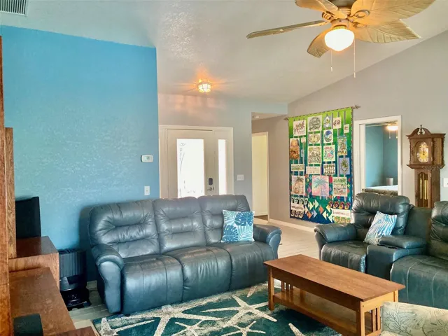 Large living rom