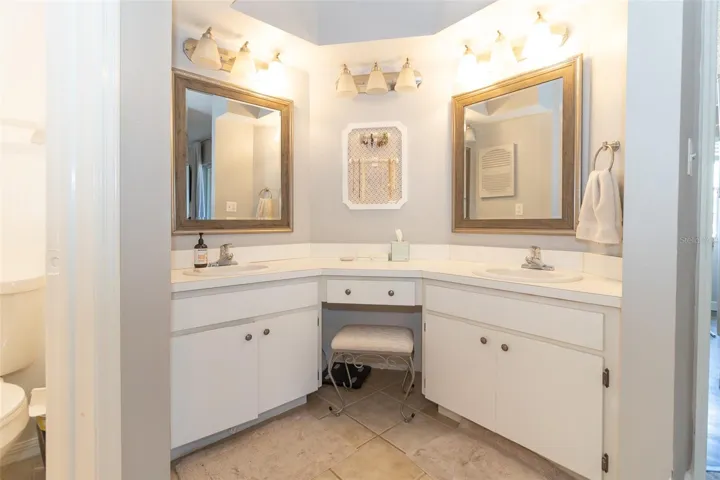 Ensuite