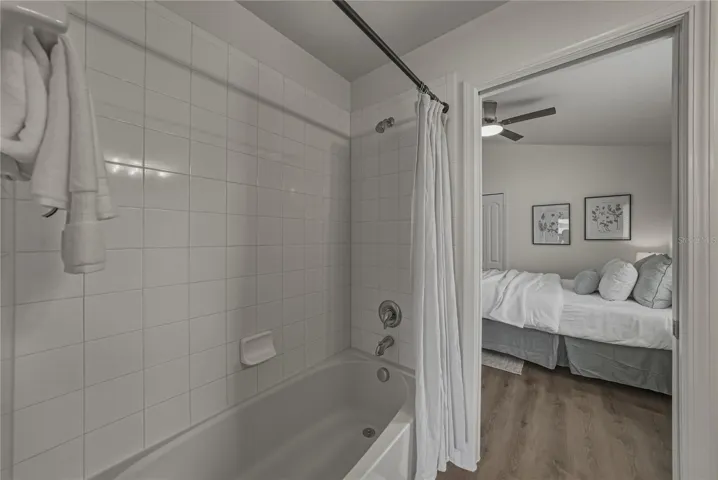 3rd Jack and Jill Full Bathroom
