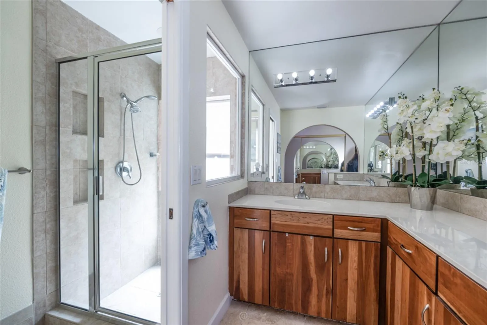 Ensuite Bathroom with Walk In Shower