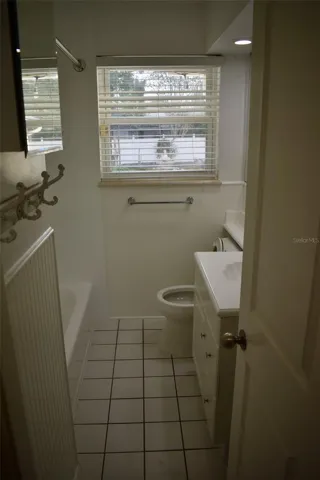 Full Bathroom.