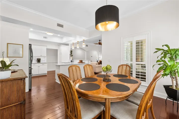 Breakfast nook looking out into the kitchen