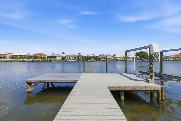Amazing Water Views! Quick access to Tampa Bay!