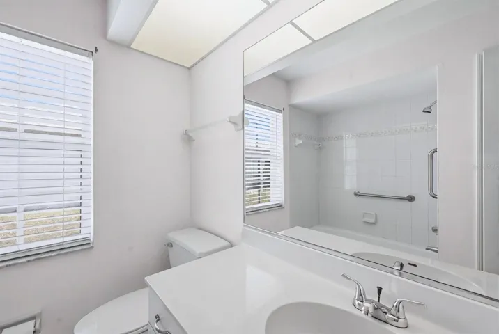2nd Bathroom