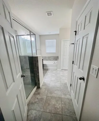 2nd room with fullbathroom