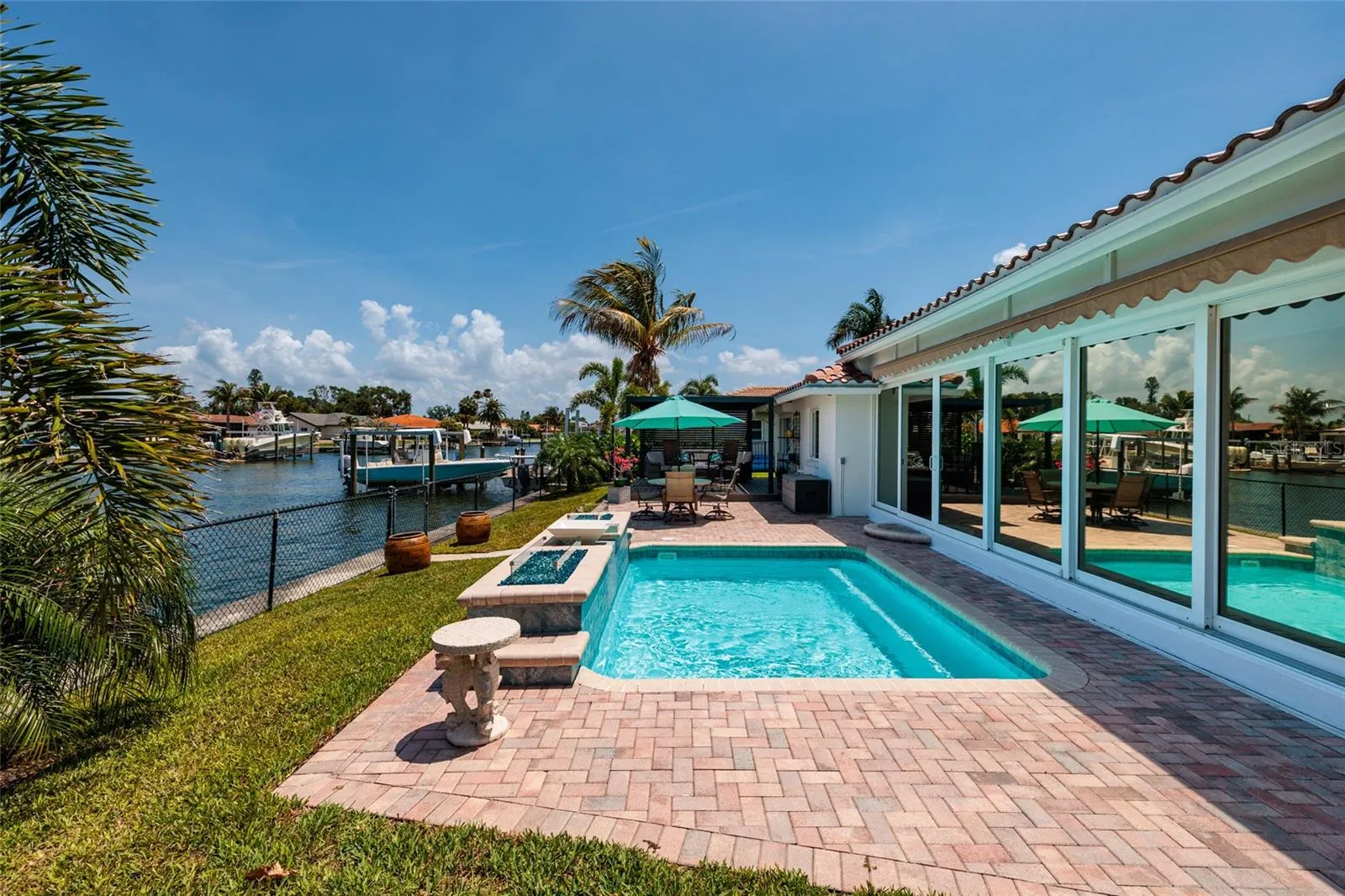 Exterior Back/Pool