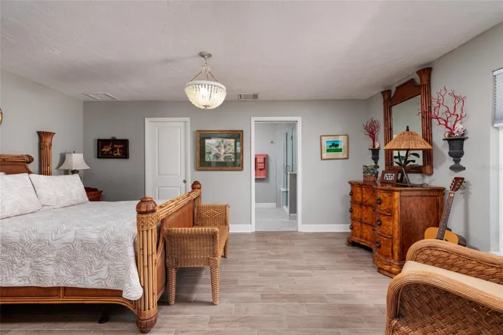 2nd Primary Bedroom