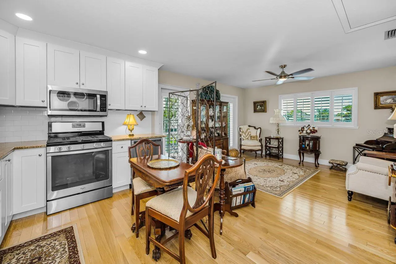 Eat-in kitchen with all modern appliances.