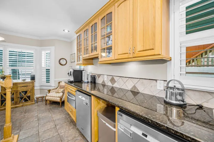 2 dish washers for the entertainer in you.