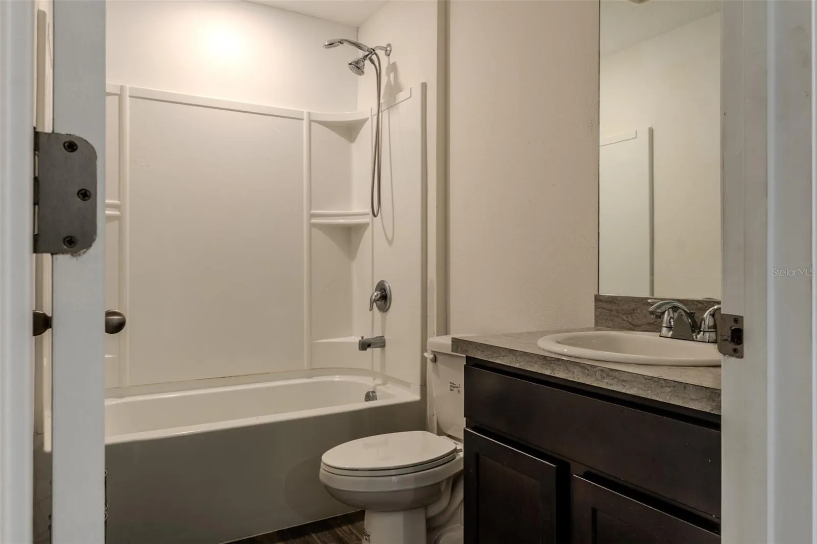 2nd bathroom