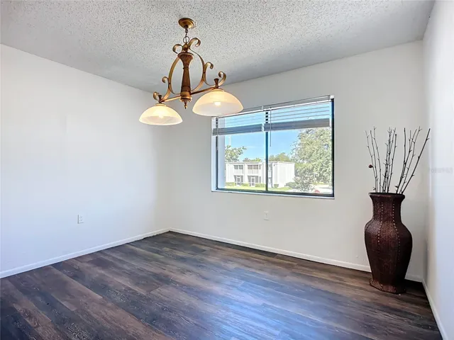 Dining room.