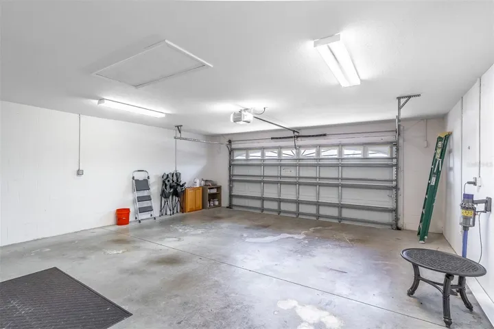 2 Car Garage