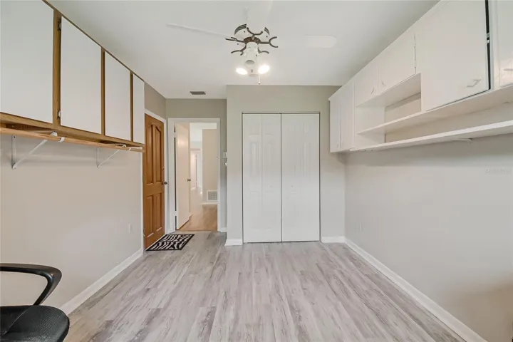 Laundry Room with extra Storage Space