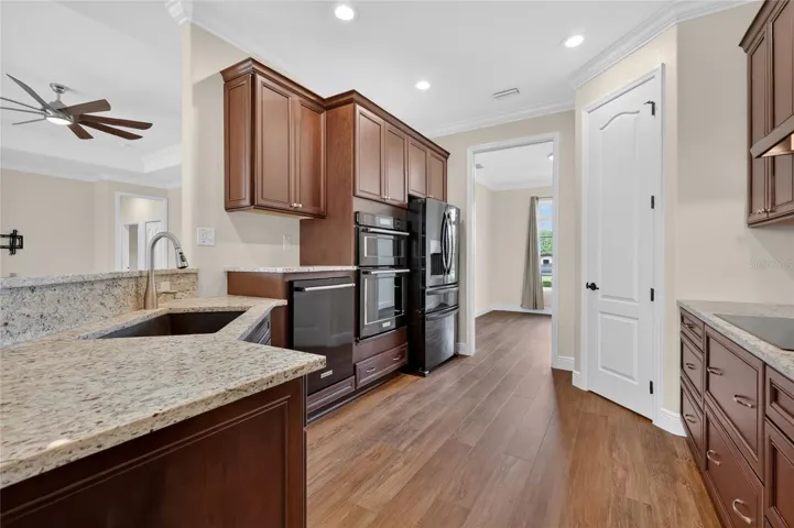 A well designed 10'x13' kitchen ~