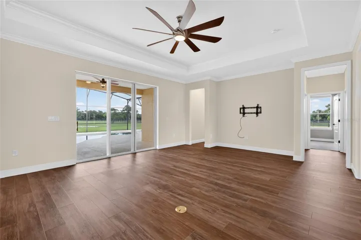 Design the 17'x21'  living room as you like ~