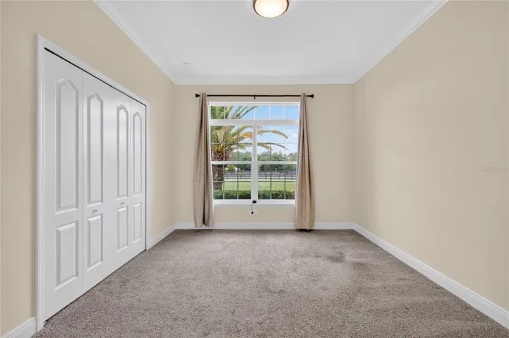 Home office or 5th bedroom faces the front yard ~