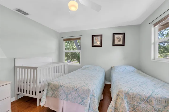 Upstairs Bedroom #4